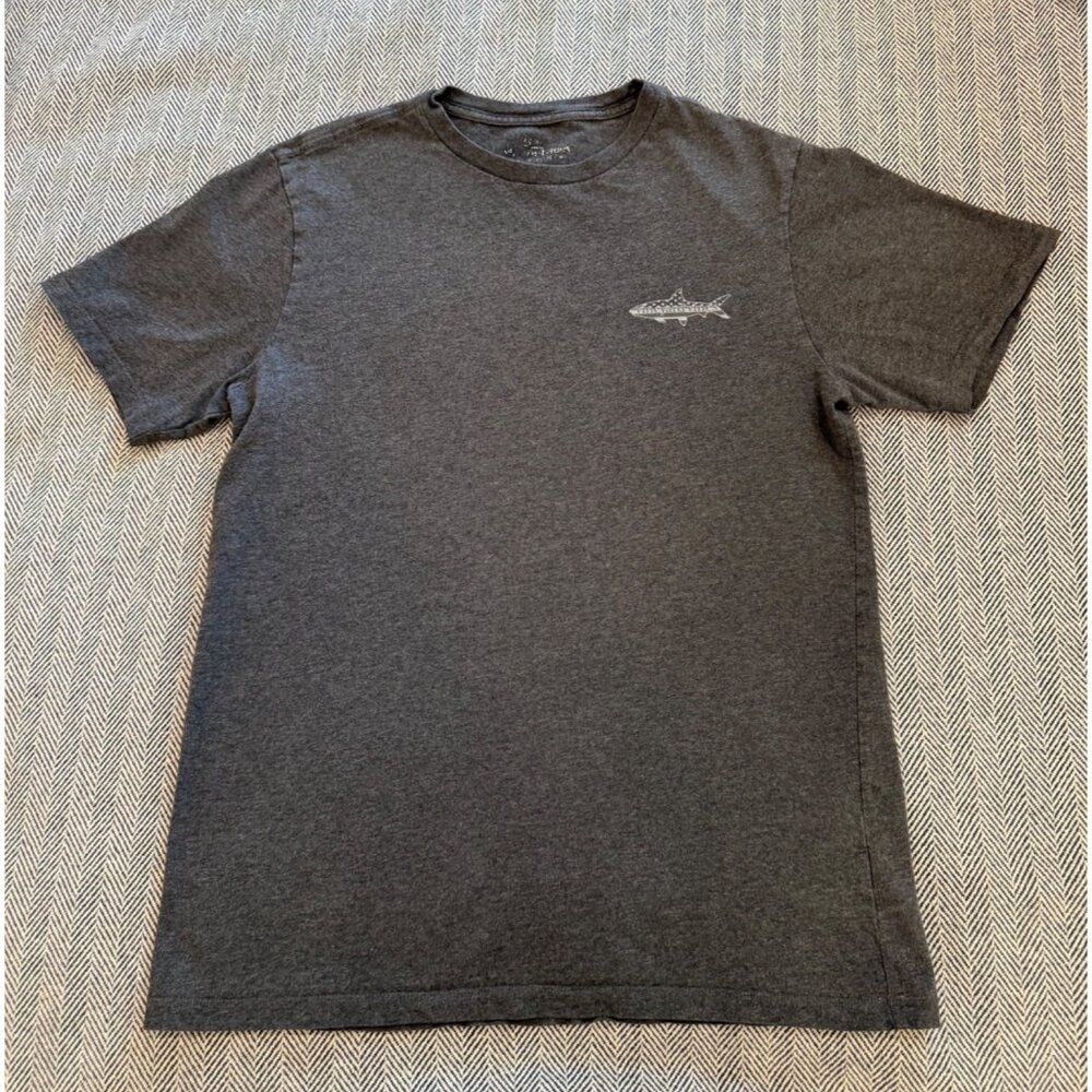 Vineyard Vines Gray Shark Graphic Tee Unisex S 100% Cotton Casual Short Sleeve C